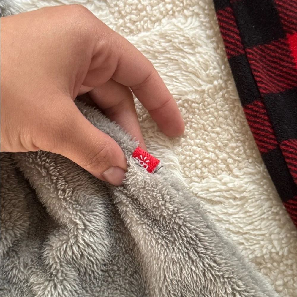 Magnetic Me Gray Footies Set | Newborn - Picture 6 of 9